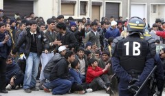 actu-societe-200-migrants-interpelles-le-21-04-09-a-Calais_galleryphoto_paysage_std.jpg